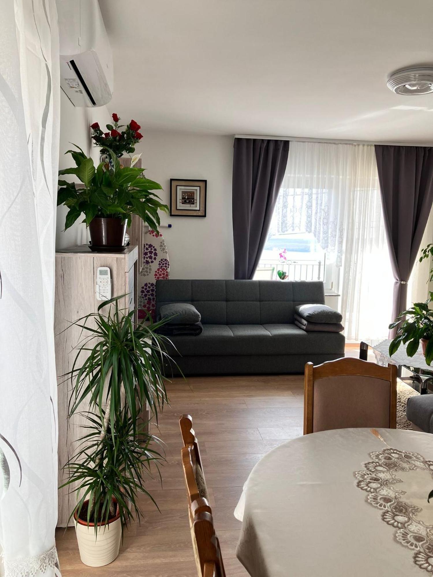 App Martina Apartment Dramalj Luaran gambar